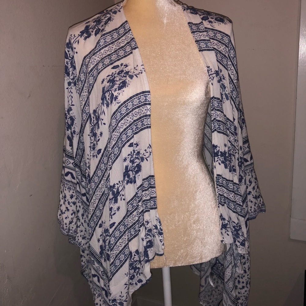 Blue and white kimono